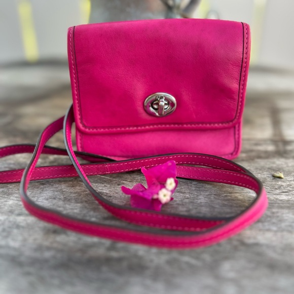 Coach Handbags - Coach 48005 Legacy mini Women’s Fuchsia Leather Crossbody Bag super cute